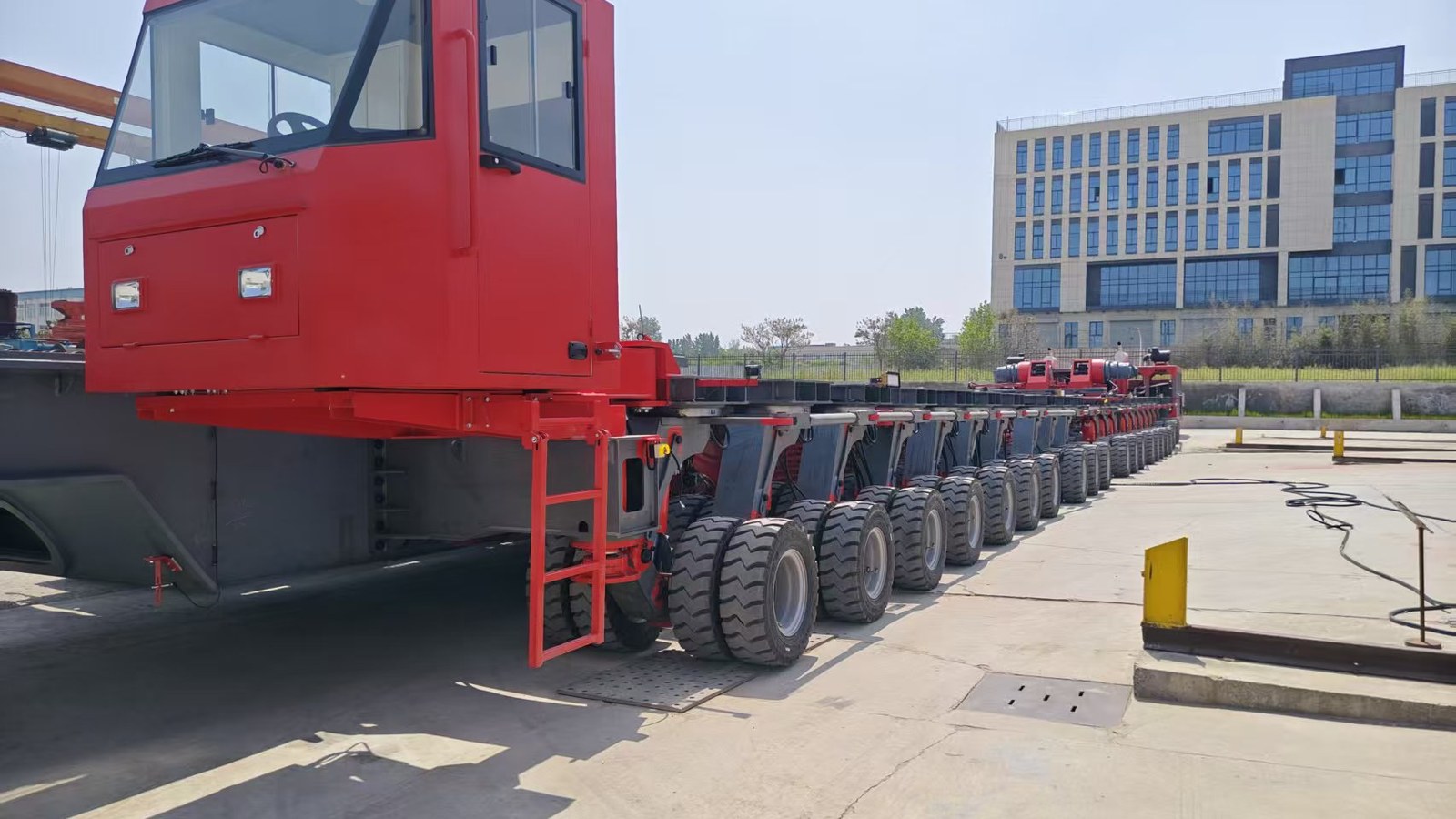 160-wheel beam carrier — 224 wheels on the largest build