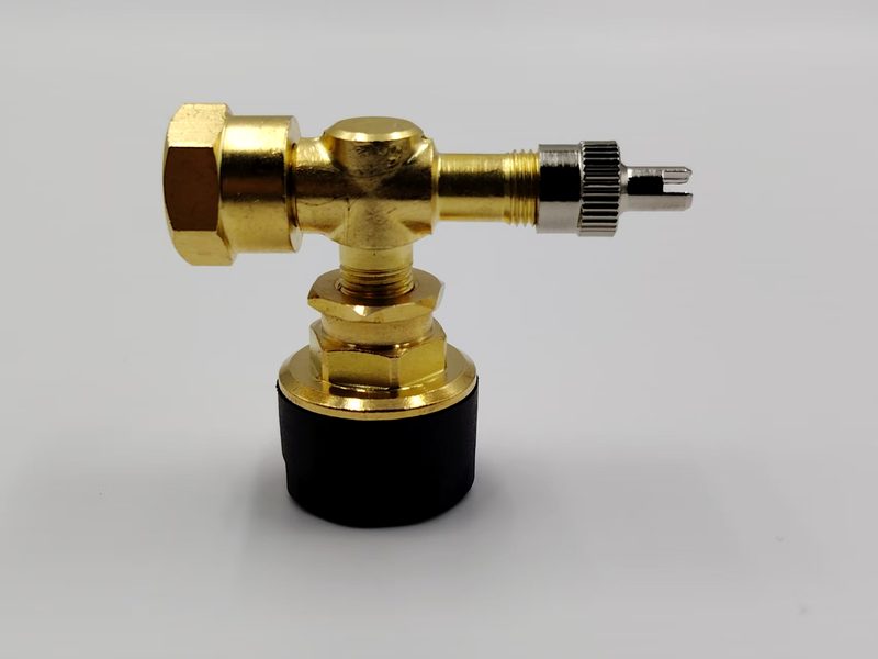 TS-100EV-8 external TPMS sensor with brass tee, 8V1 connection, 45 degree view